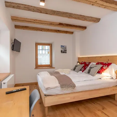 Ciesa Dela Maestra Apartment *