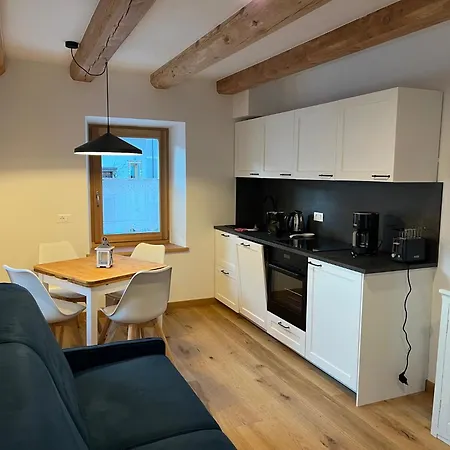 Ciesa Dela Maestra Apartment *
