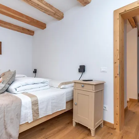 Ciesa Dela Maestra Rocca Pietore